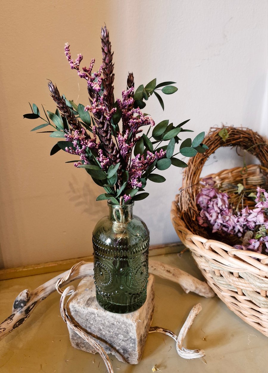 Dried Sea Lavender & Eucalyptus tied Bunch with Green Glass Vase. 28cm
