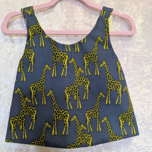 Reversible baby top. Blue with giraffes. 6 to 9 months old.