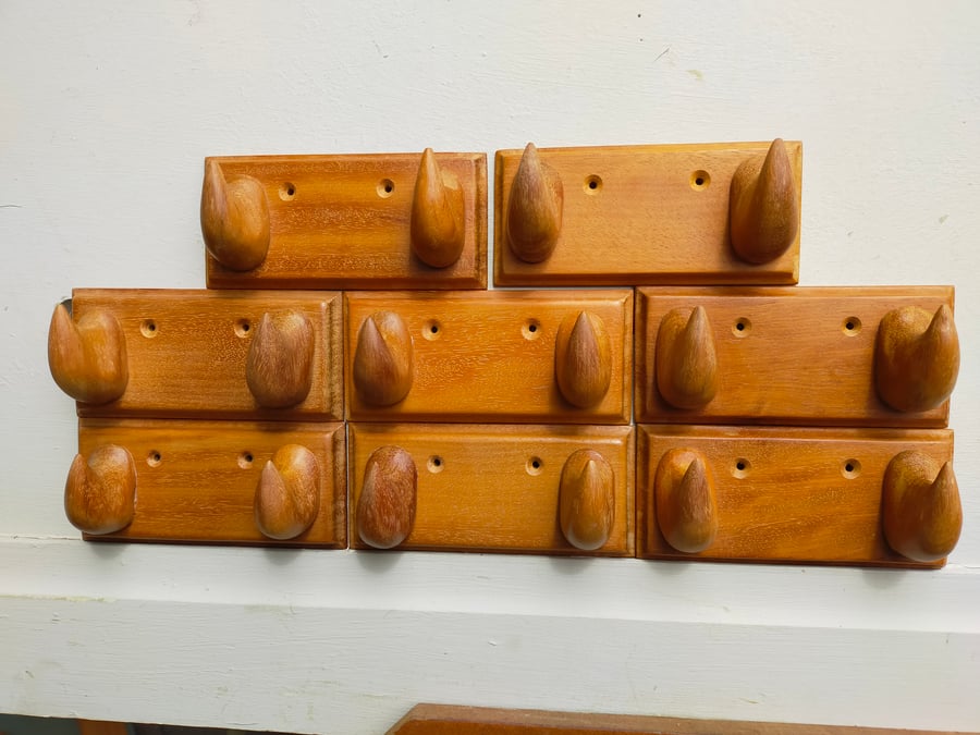 Mahogany six-inch door claws