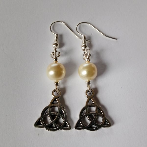 Cream Triquetra Celtic Knot Dangle Earrings