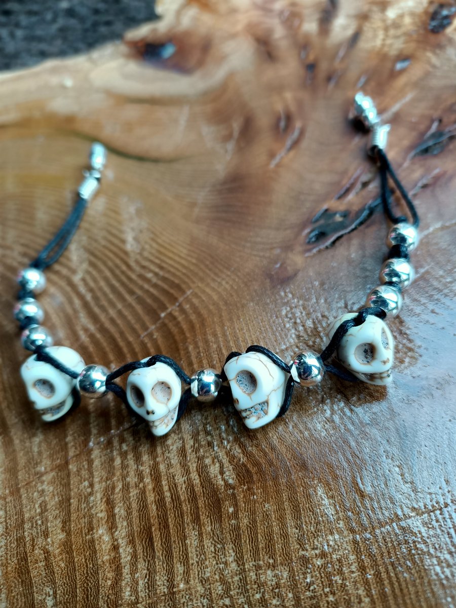 Gothic Skull Beaded Bracelet