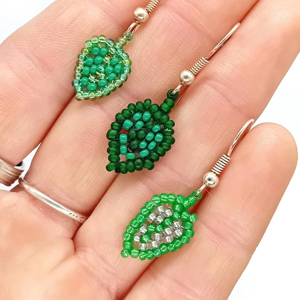 Little leaf beaded earrings pair