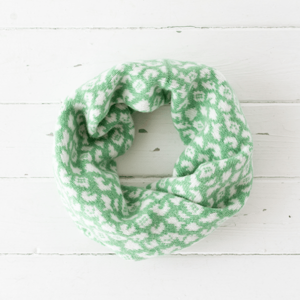 Summer Seconds Leopard snood cowl - springtime and white