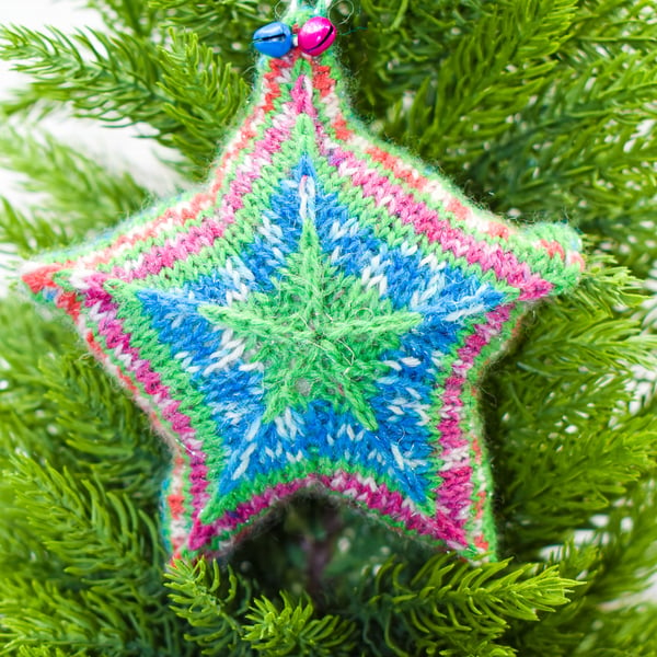 Hand knitted star - Christmas Decorations - Multicolour