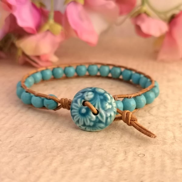 Small leather and turquoise bracelet with ceramic button, December birthstone 