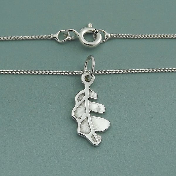 Petite Sterling Silver Oak Leaf Pendant – Strength and Endurance Jewellery