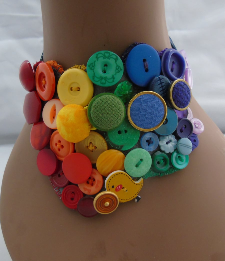 Vintage cheap button necklace