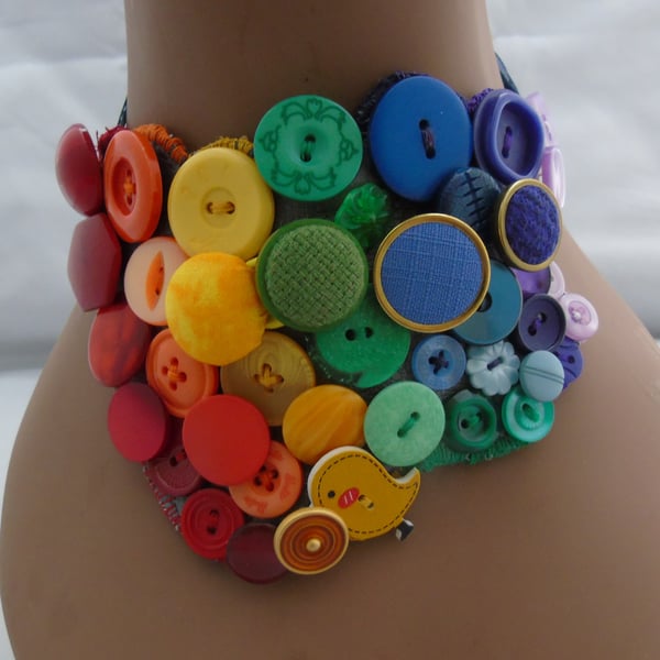 Vintage Button Necklace - Rainbow