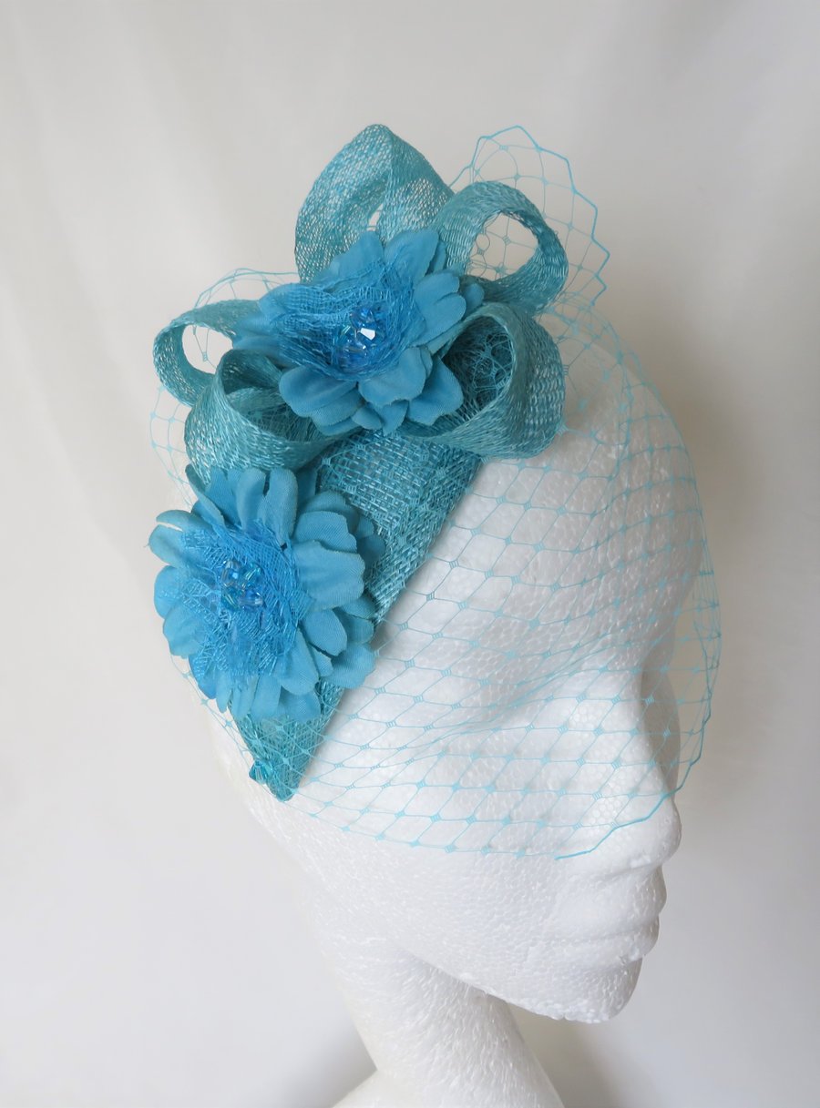 Pale Turquoise Blue Blossom Flower Retro Veil Fascinator 