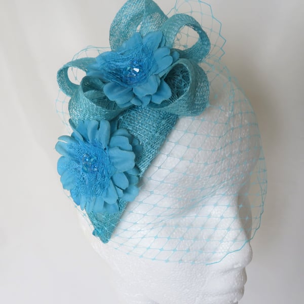 Pale Turquoise Blue Blossom Flower Retro Veil Fascinator 