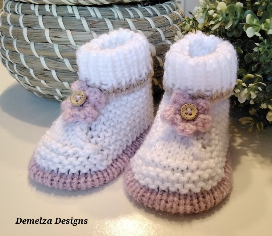 Baby Girl's Hand Knitted Booties 0-3 months size 