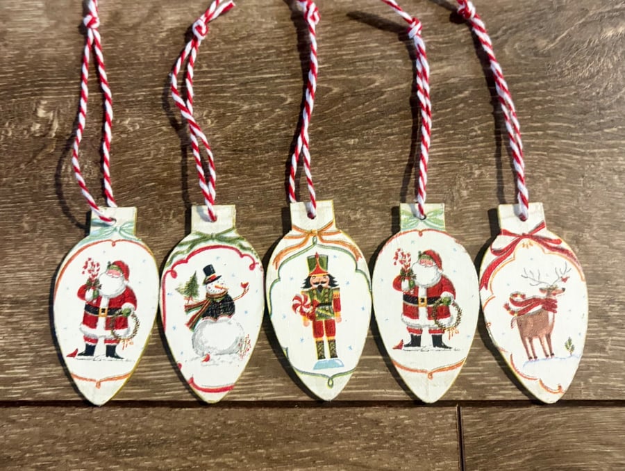 5 Wooden Christmas Tree Decorations 