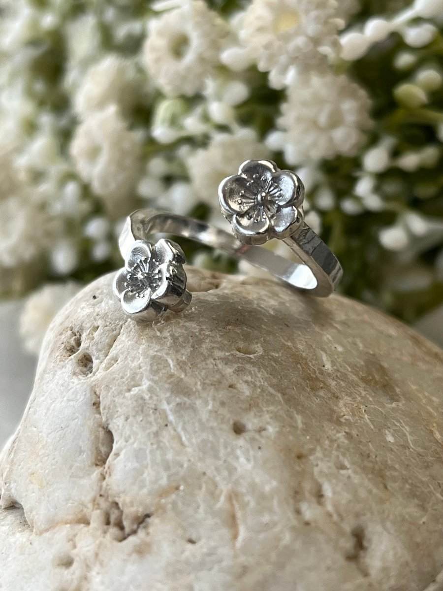 Handmade adjustable silver flower ring