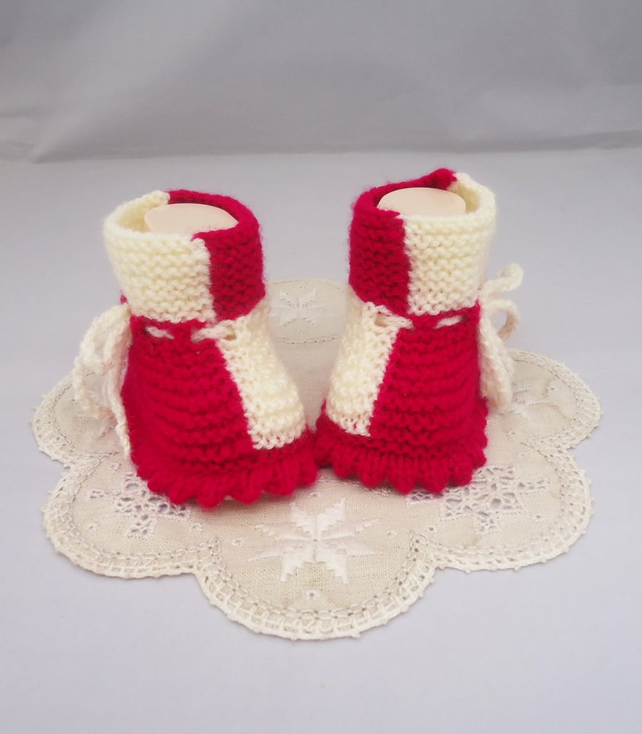 Hand Knit Baby Booties, Domino Booties, Two Color Baby Booties