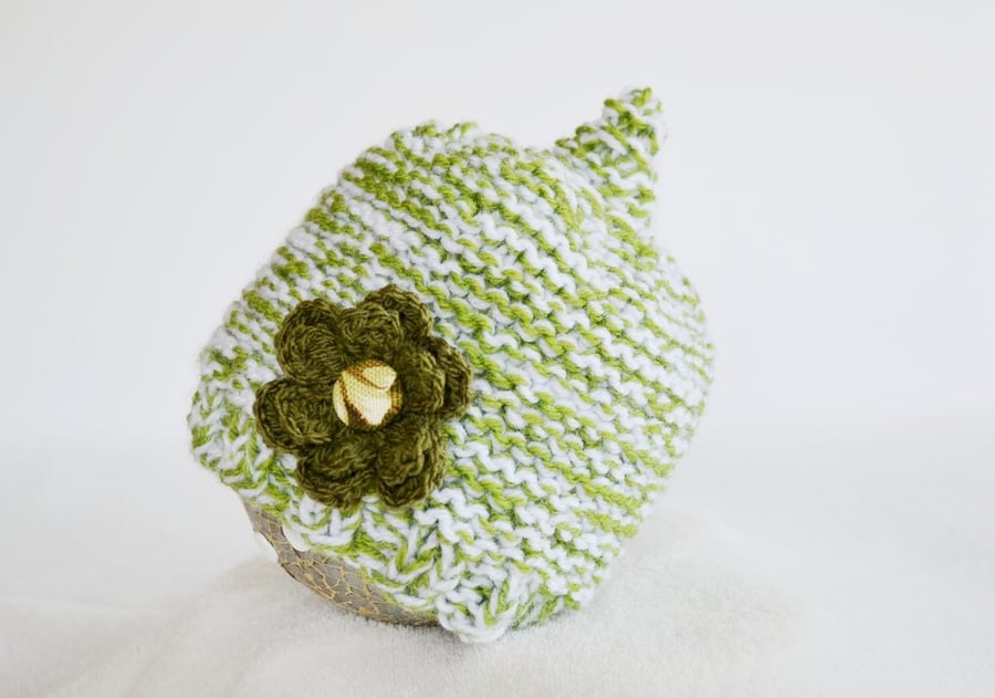 3-6 Months Chunky Knit Pixie Hat, Meadow Green and White Flower Photo Prop Hat