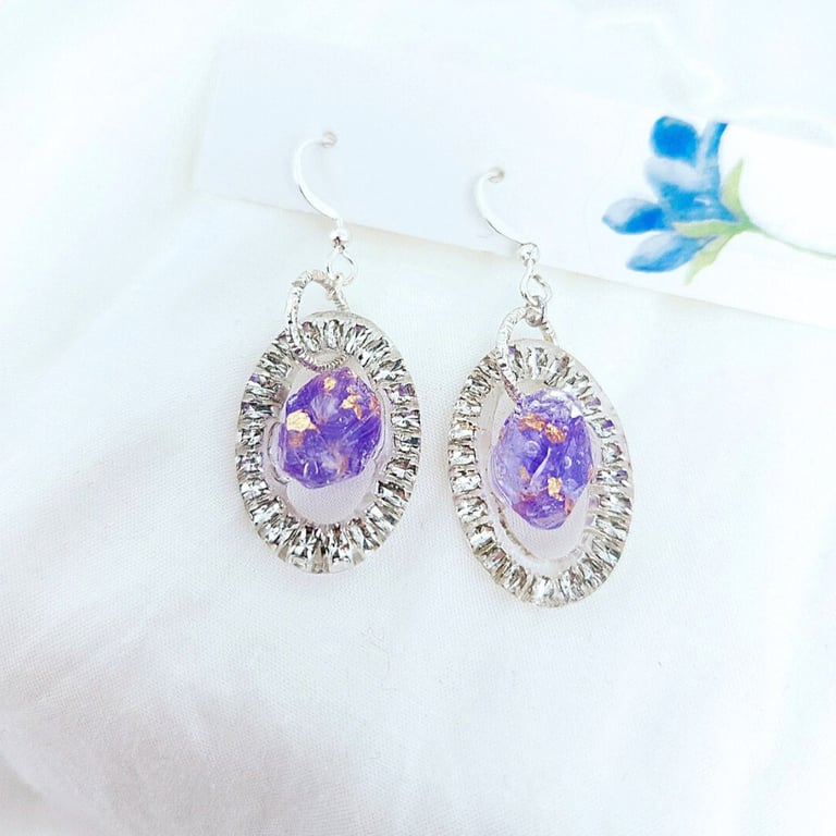 Dried flowers pendant earrings