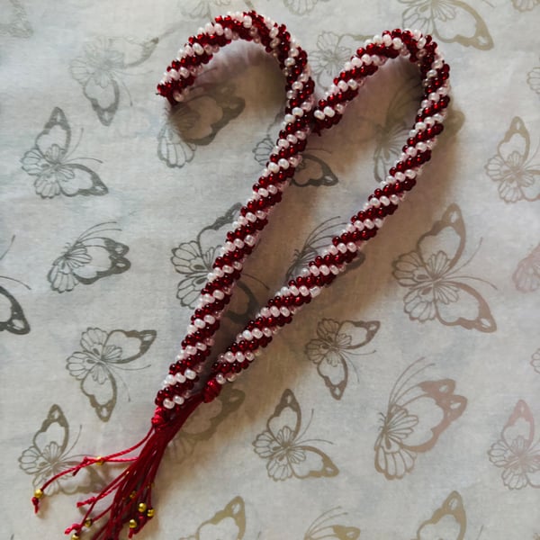Beaded kumihimo candy cane