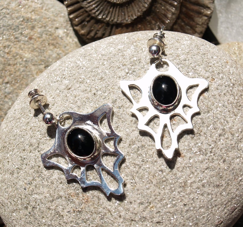 Sterling silver and black onyx earings