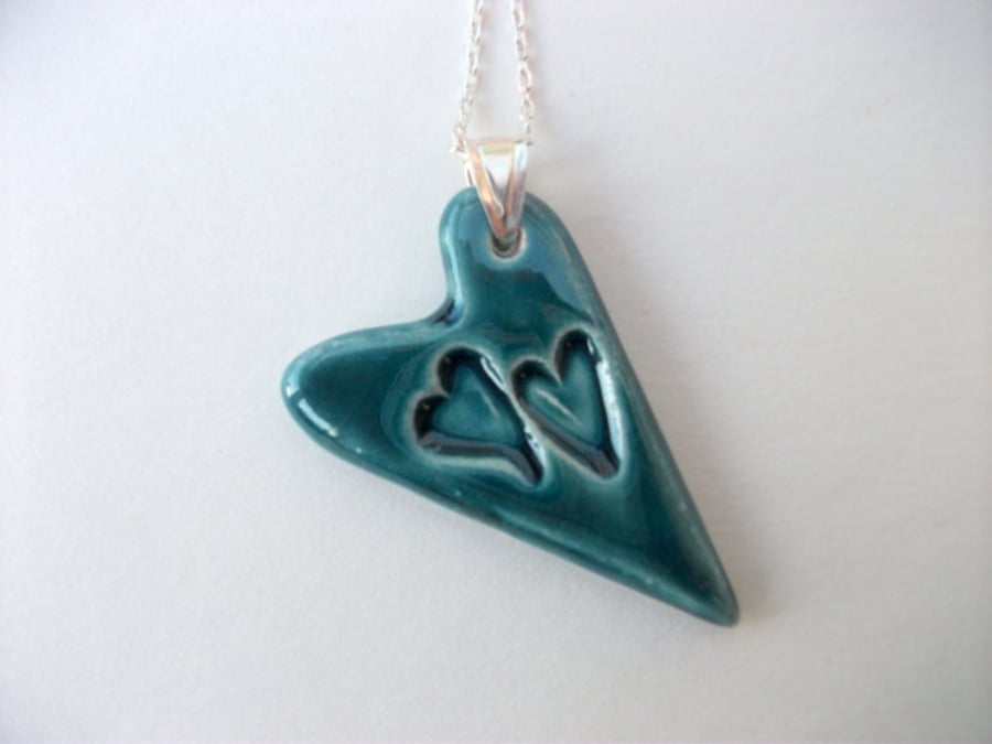 Heart on Hearts Ceramic Pendant Necklace - Peacock Green