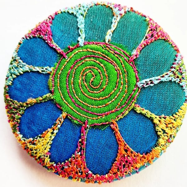 Badge 45mm Multicoloured Flower Textile Badge 