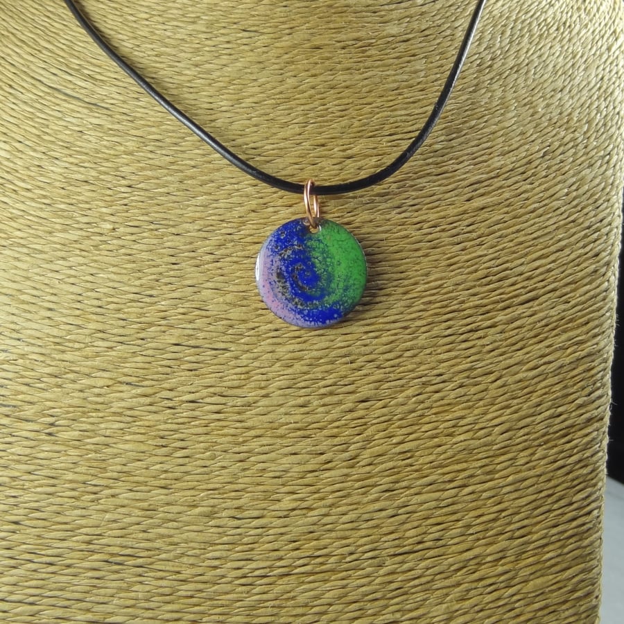 Pink blue green glass enamelled copper pendant on leather cord 22mm disc (0106)