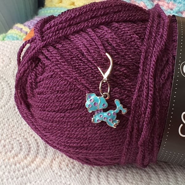 Cat Stitch marker, turquoise 