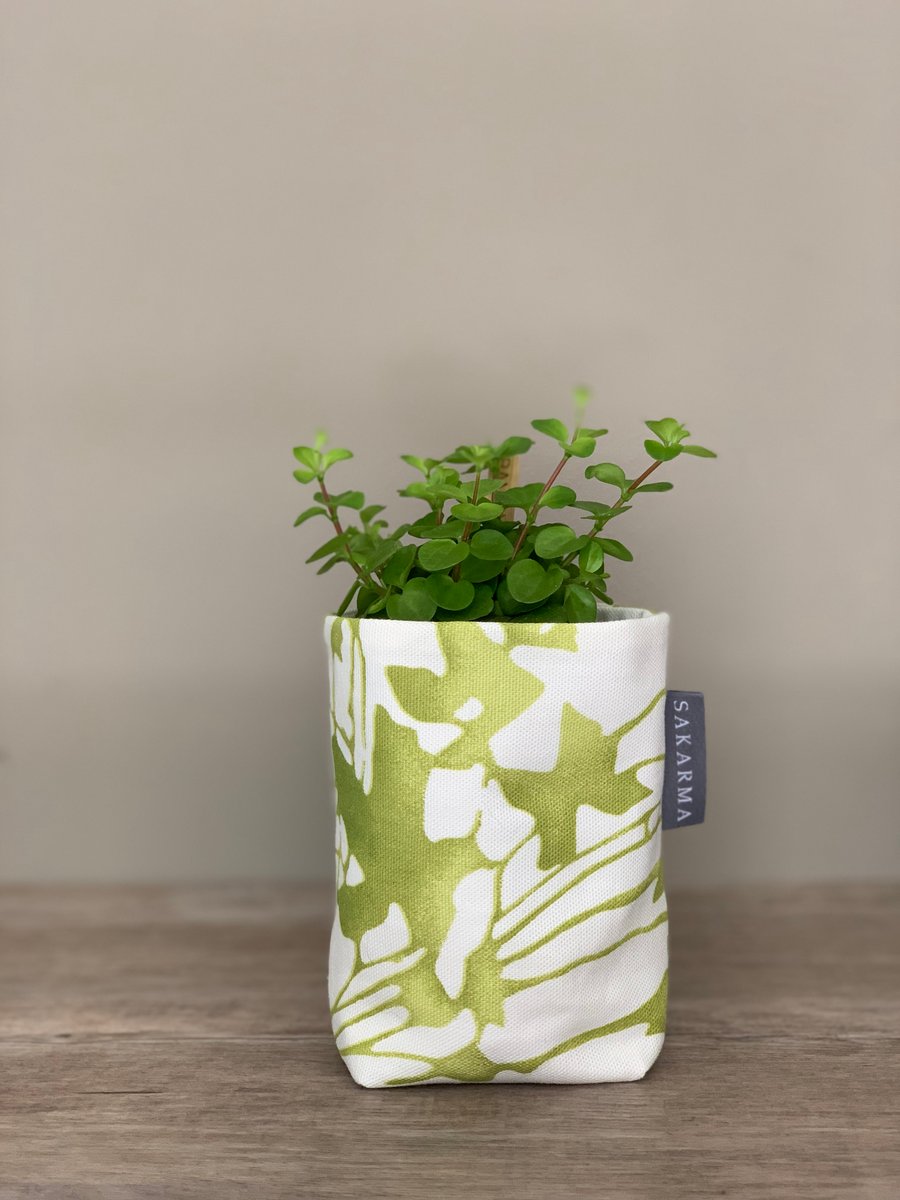 Tin Can Cosy - Green Stems