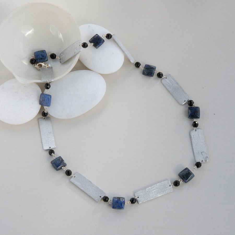 Aluminium and blue dumortierite necklace