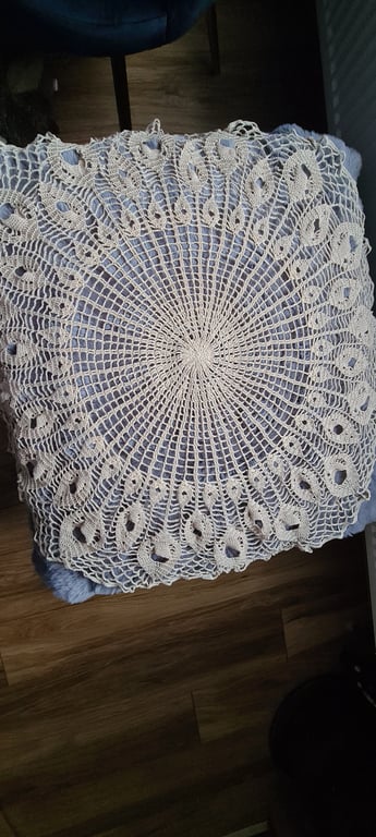 Large doilie