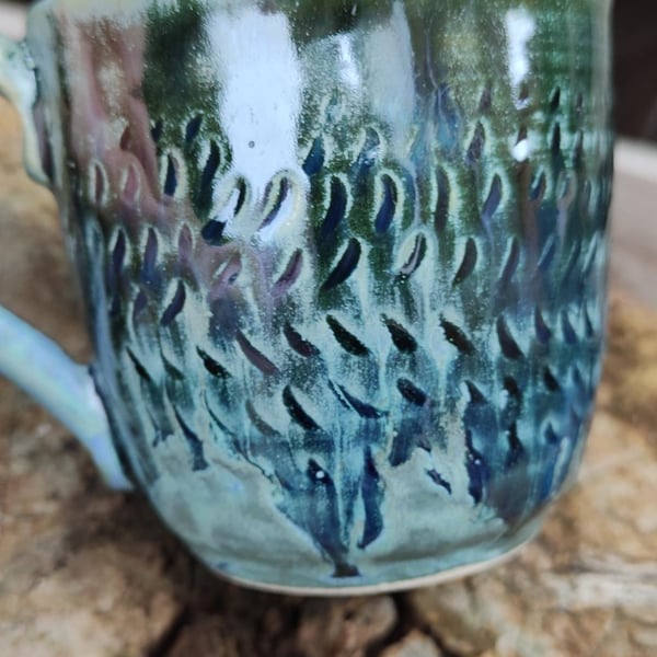 Greeny textured cup