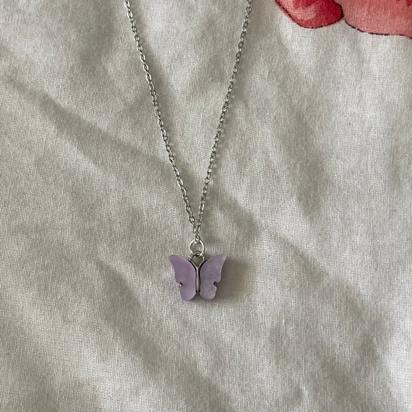 Schat - lilac silver butterfly chain necklace 