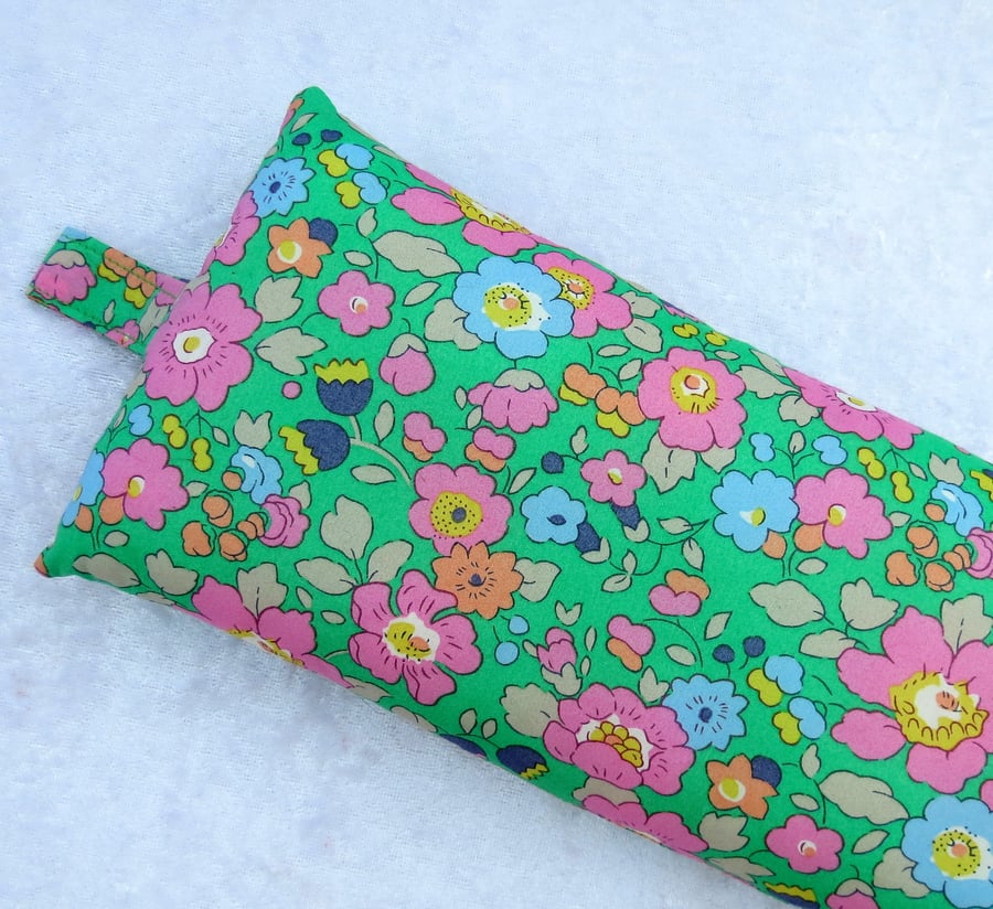 Keyboard wrist support, wrist pillow, Liberty Tana Lawn, 15 inches