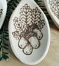Three pyrography acorn & oak leaf wooden spoons - Image 4