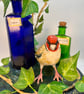 Papier maché goldfinch sculpture  - Image 2