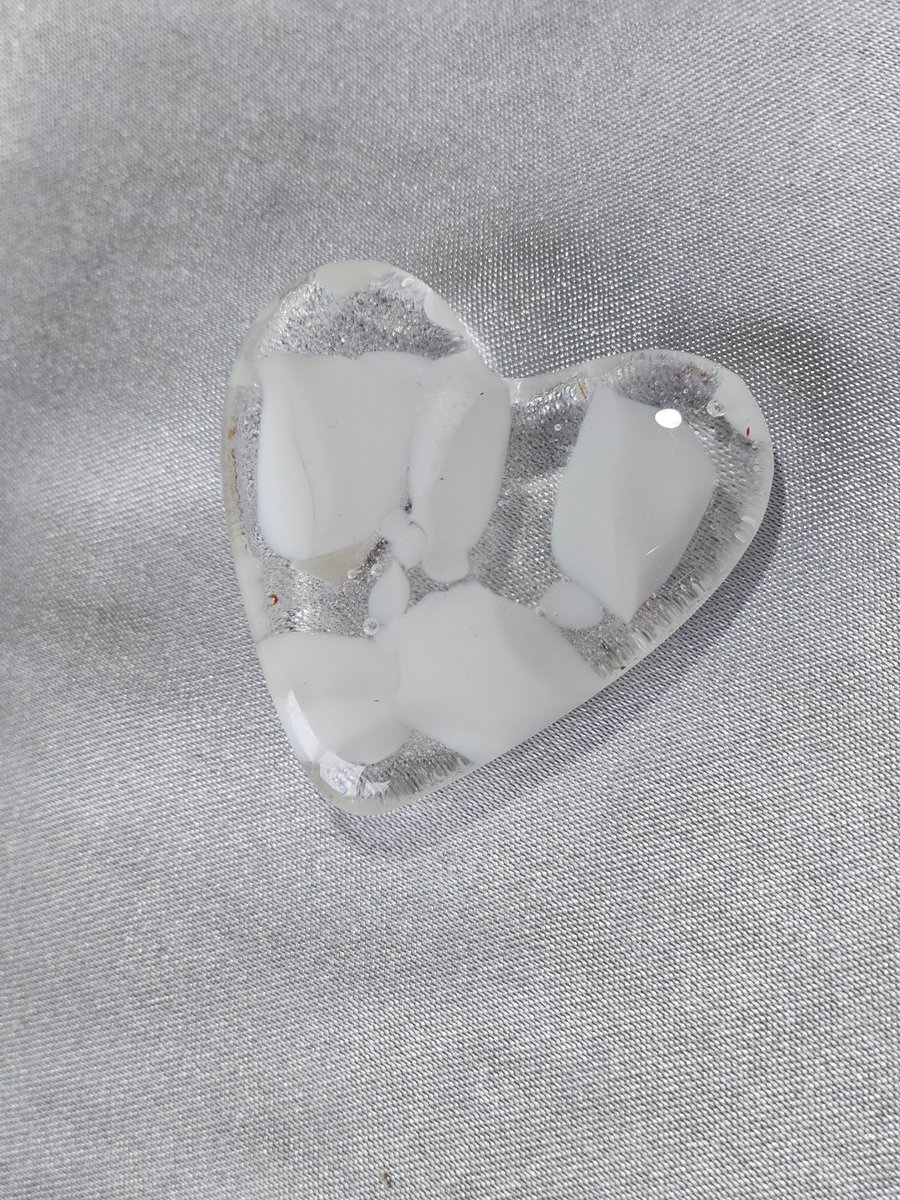 Fused Glass Pocket Heart - dreamy white