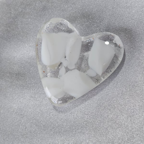 Fused Glass Pocket Heart - dreamy white