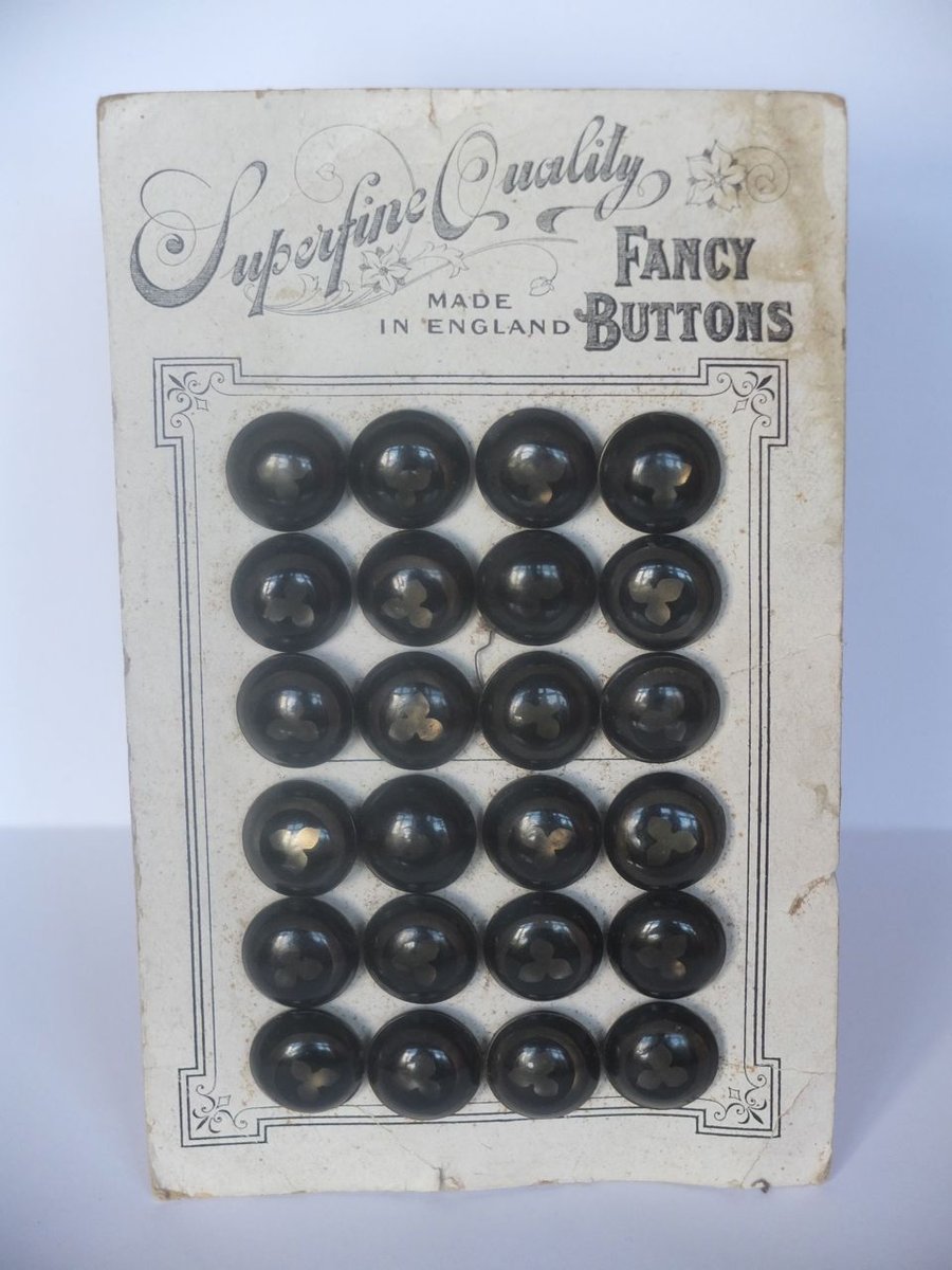 24 Vintage Leaf Celluloid Buttons