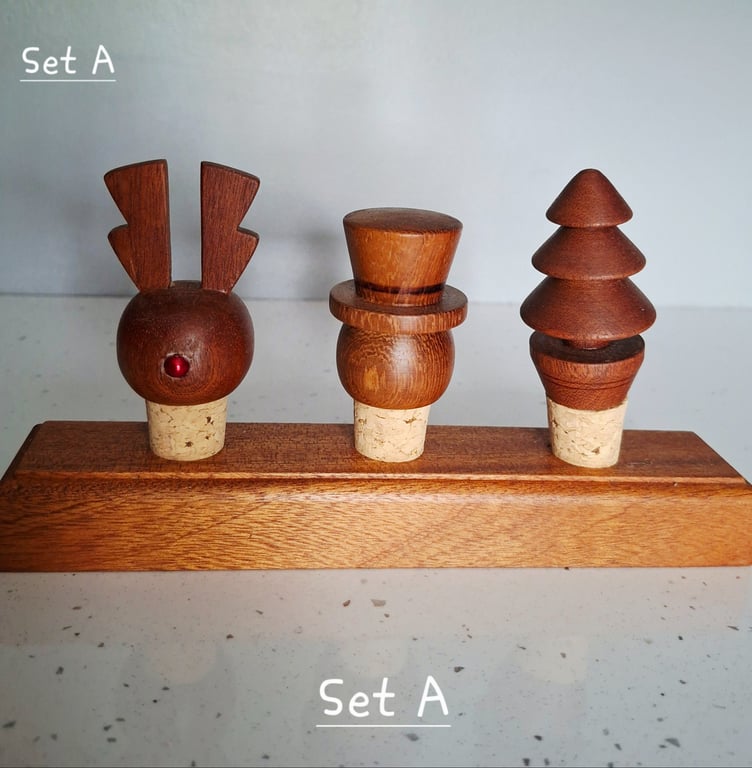 Trio of bottle toppers in a stand - great Christmas gift
