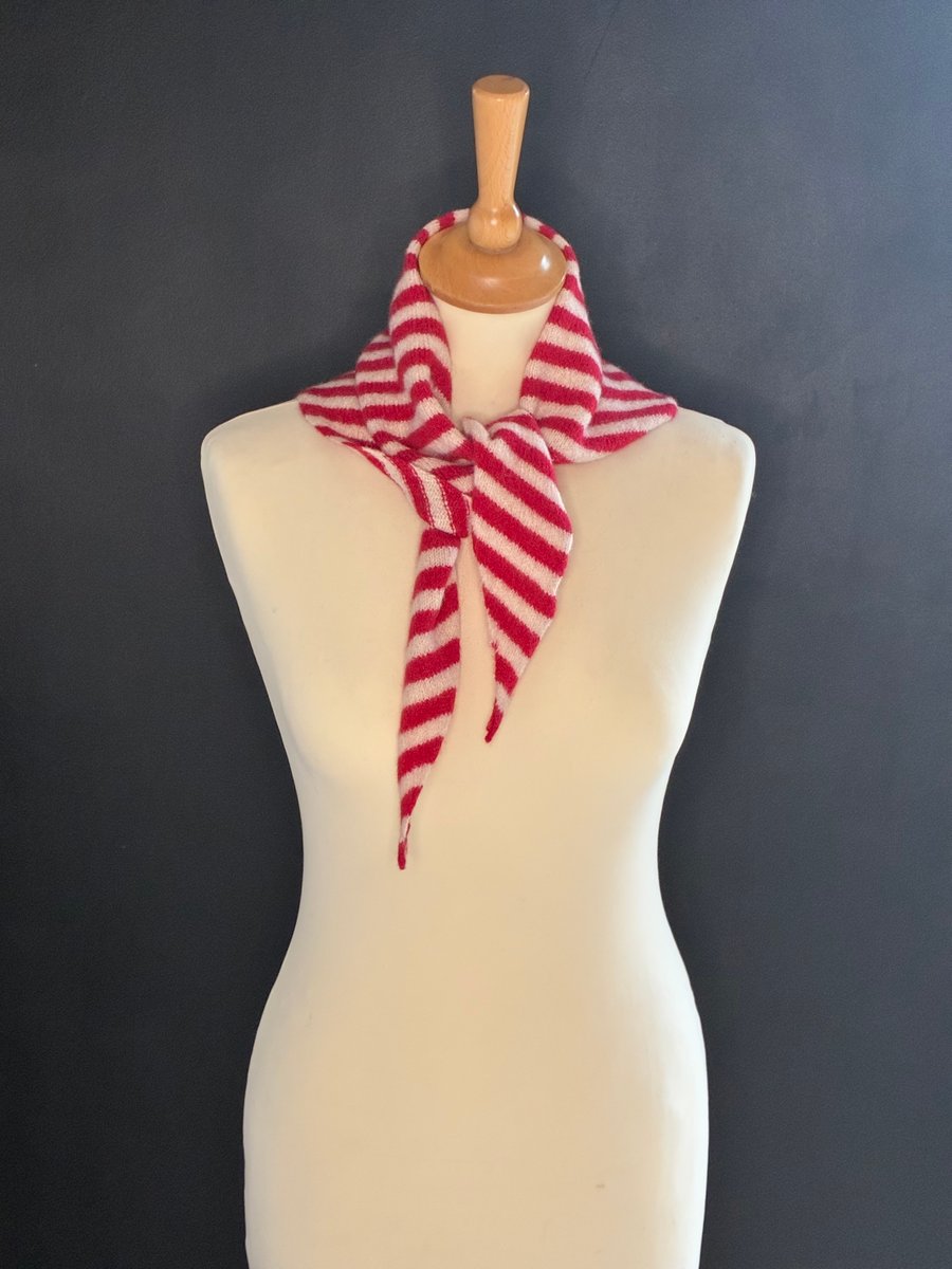 Triangle Scarf - Dubonnet & Cream