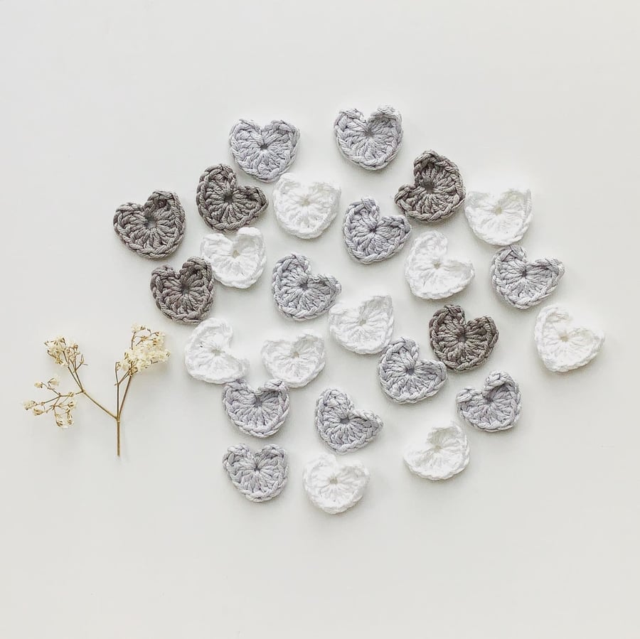 Crochet hearts, crochet applique, embellishments, cardmaking 