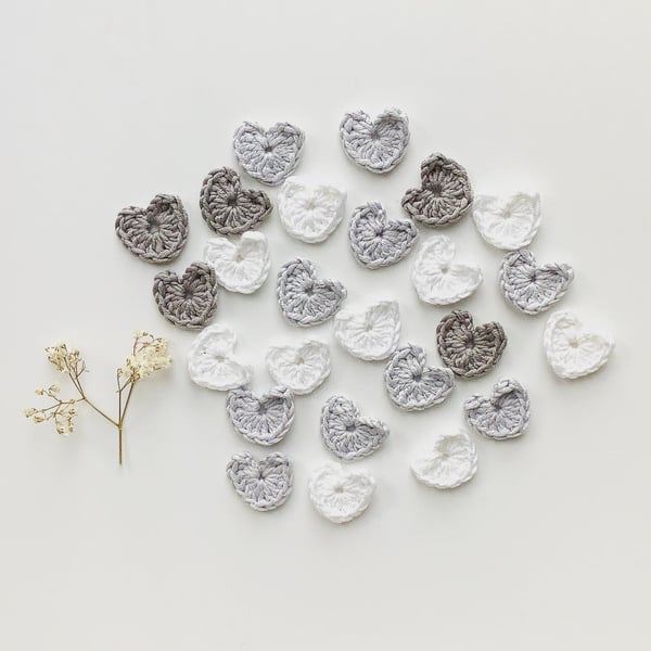 Crochet hearts, crochet applique, embellishments, cardmaking 