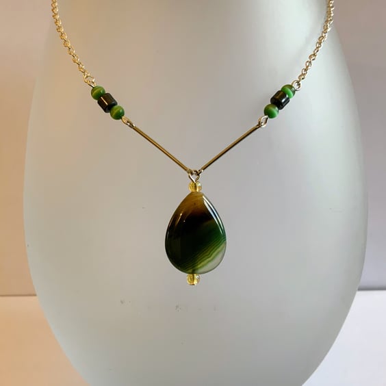 Malachite Agate Stone Pendant Necklace.