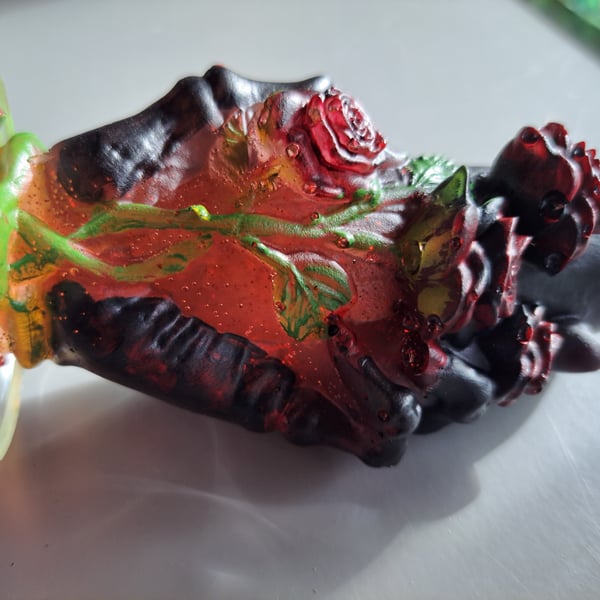 Dark Beauty – Roses in Resin and Hand from the Abyss