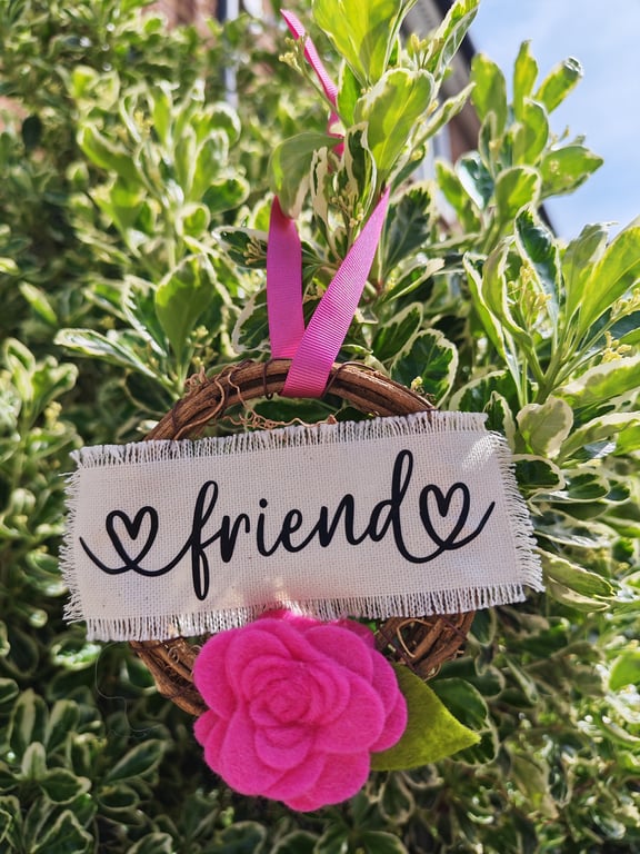 Friend Wreath - pink felt flower hanging wall decoration