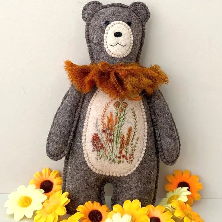 Woodland teddy bear, collectable bear wall hanging, embroidered bear 
