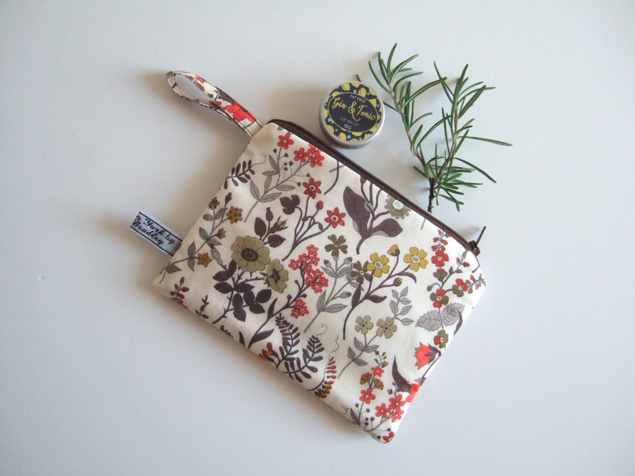 CRAFT Make up bag or purse in an autumnal Liberty print with botanical drawings