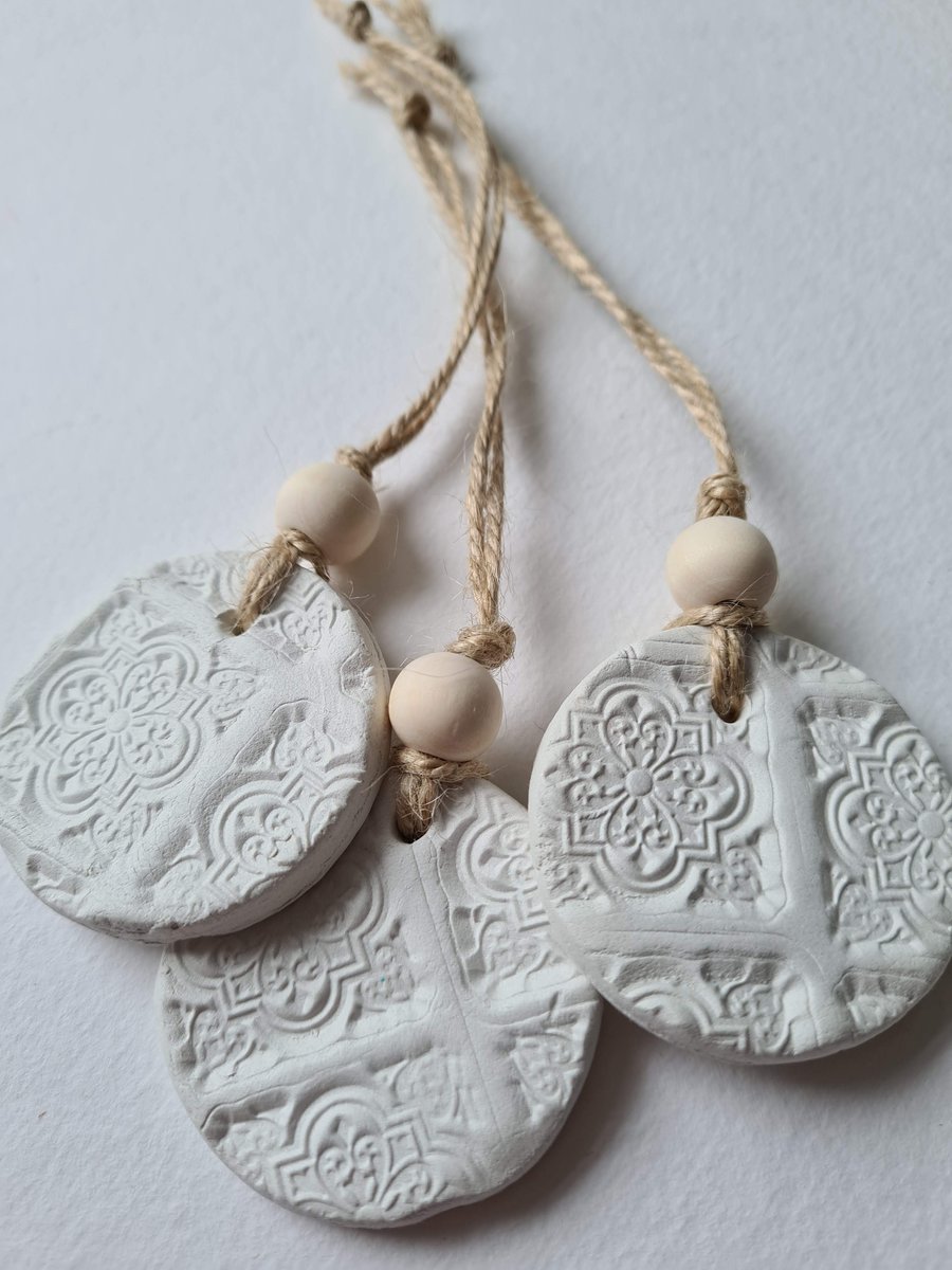 FREE DELIVERY set of 3 embossed circle clay hanging decoration diffuser gift tag