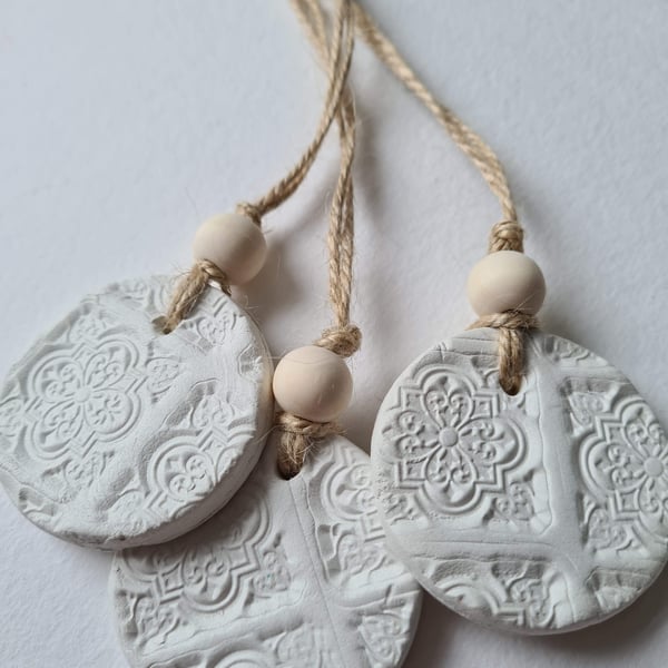 FREE DELIVERY set of 3 embossed circle clay hanging decoration diffuser gift tag