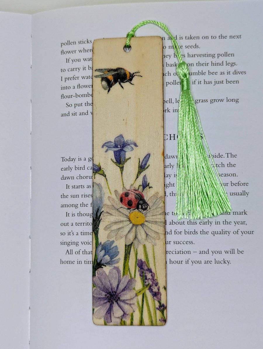 Wooden bookmark, wildlife garden design, gift for a nature lover