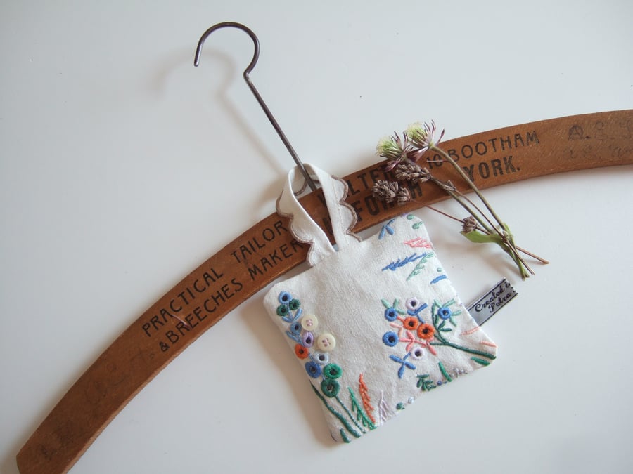 Vintage embroidery lavender bag with tiny flowers and dried Yorkshire lavender.
